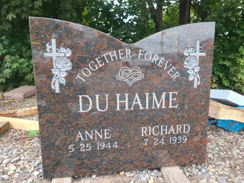 Granite Memorial Bench hand-carved by Memorial Bench Store in NJ — image 3
